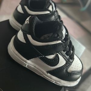 Nike panda dunks infant